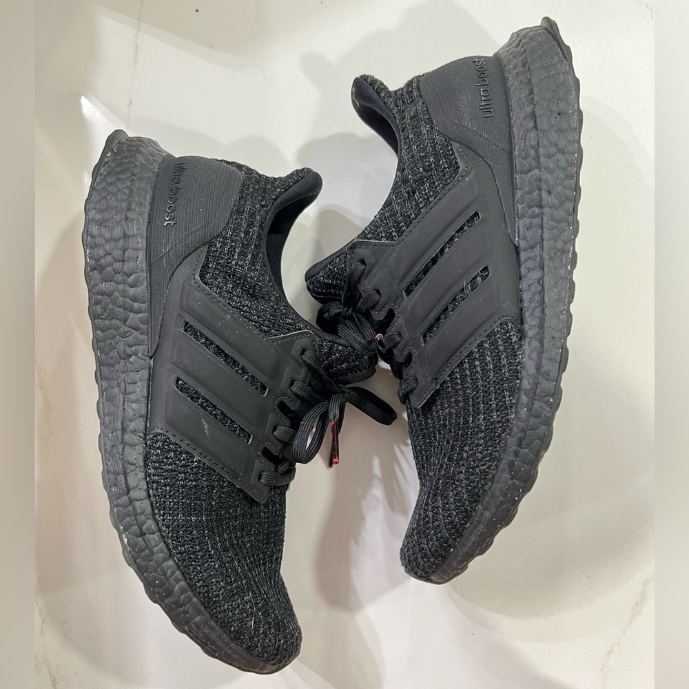 Adidas Ultra Boost triple black